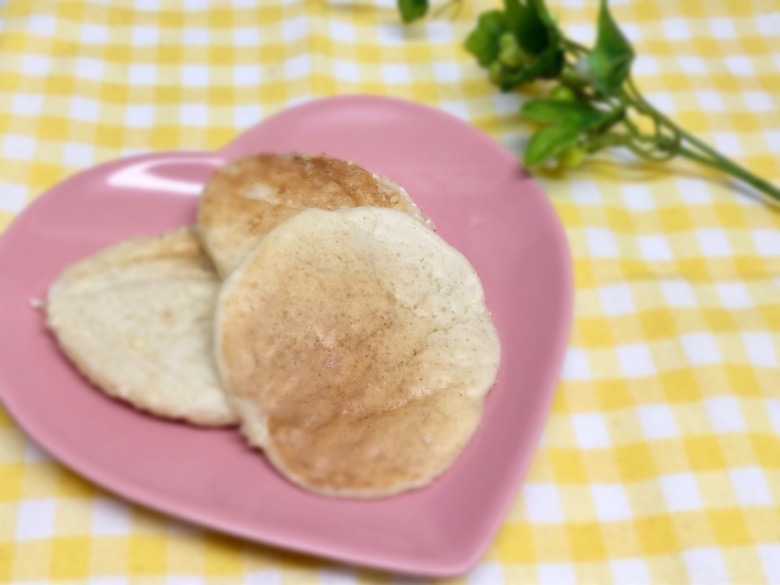 離乳食後期から｜小麦粉で作るヨーグルトバナナパンケーキのレシピ